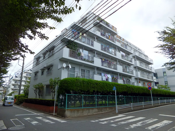 藤和大倉山コープ3の外観