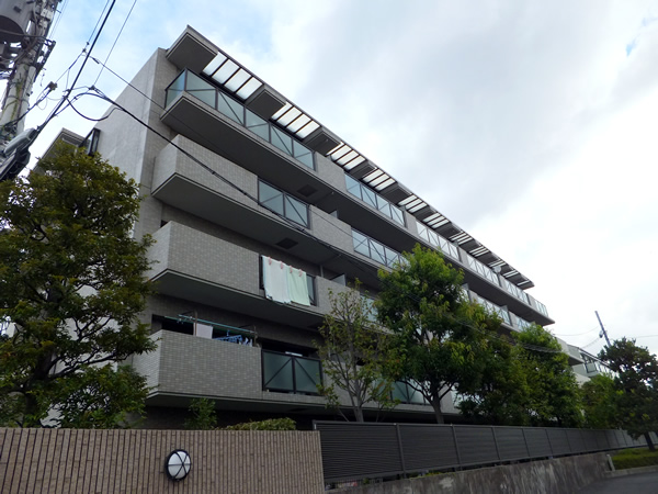 メイツ大倉山の外観