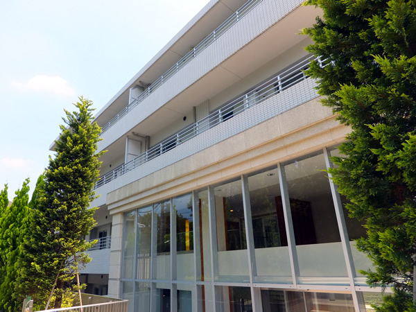 パークホームズ藤が丘の外観