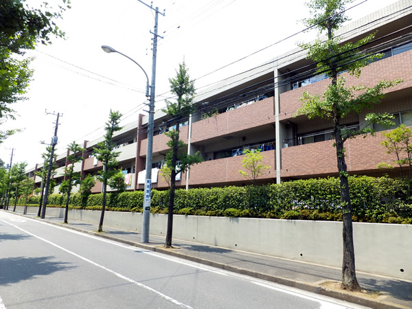 ヒルハイツ藤が丘2番館の外観