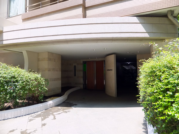 トースト新横浜の外観