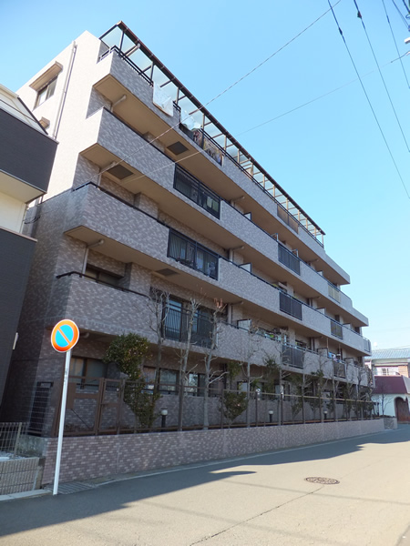 向ヶ丘遊園パークホームズの外観