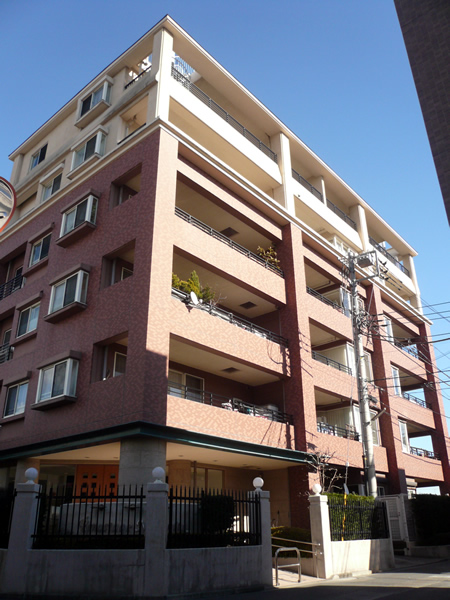 ルネステージ登戸の外観