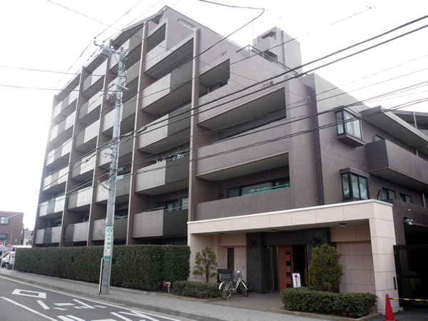 コスモ中野島の外観