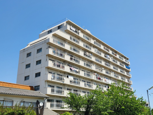 マンションくめがわの外観