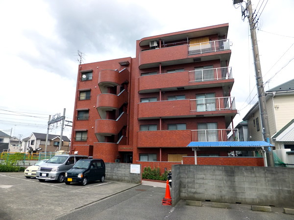 ライオンズマンション瀬谷の外観