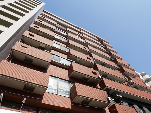 ライオンズマンション大塚角萬の外観