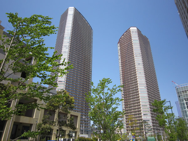 パークシティ武蔵小杉ステーションフォレストタワーの外観