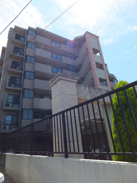 エンゼルハイムいずみ中央第２の外観