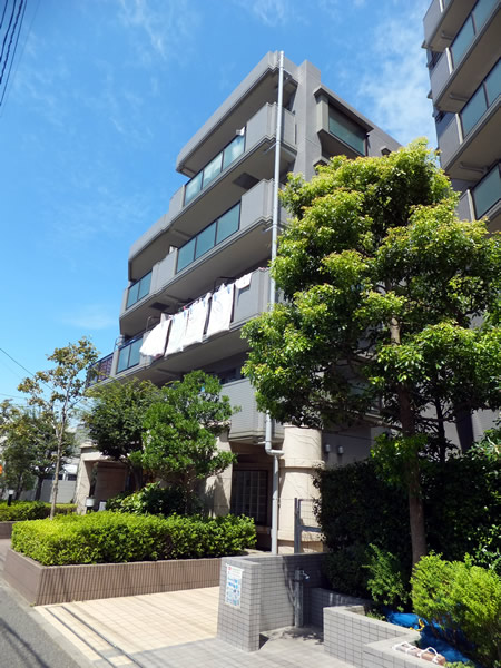 エンゼルハイムいずみ中央の外観