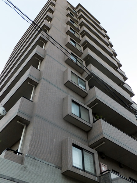 グランドガーラ用賀の外観