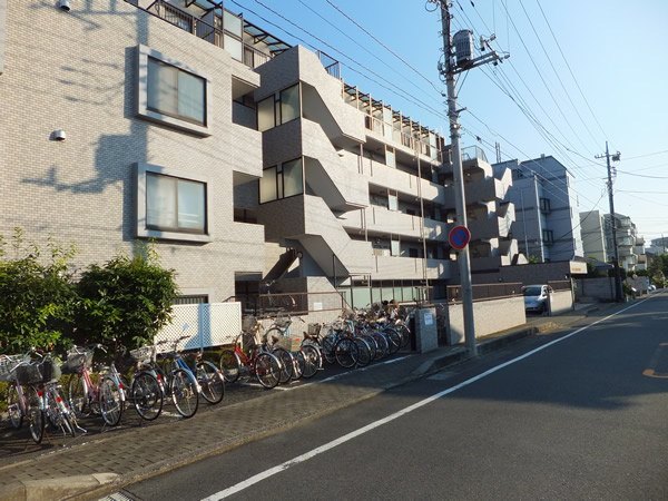 ライオンズマンション東林間第2の外観