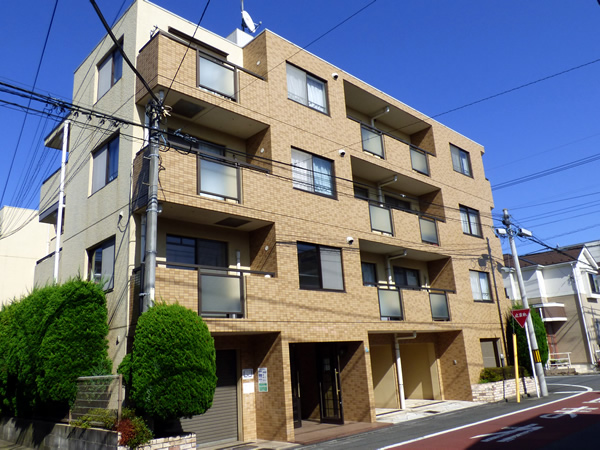 セザール第2東林間の外観