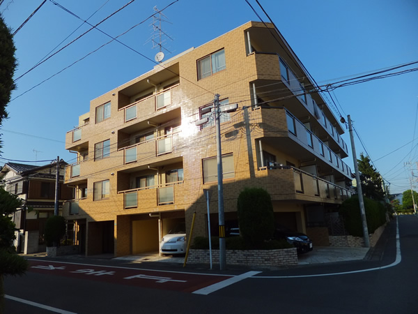 セザール第2東林間の外観