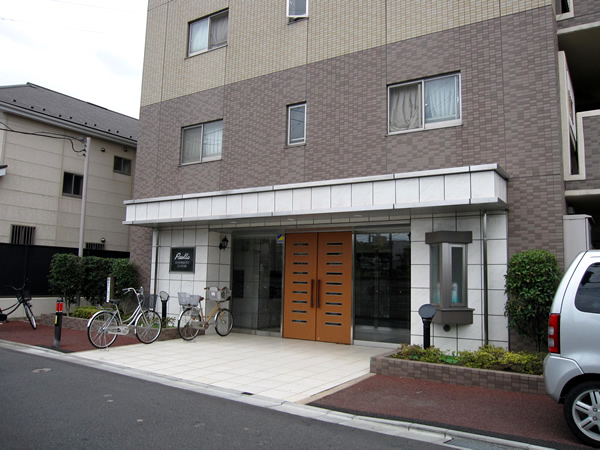 パテラ橋本クローシェの外観