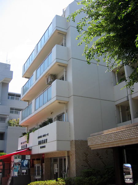 藤和向ヶ丘遊園コープの外観