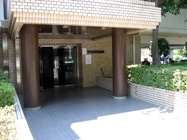 藤和向ヶ丘遊園コープの外観