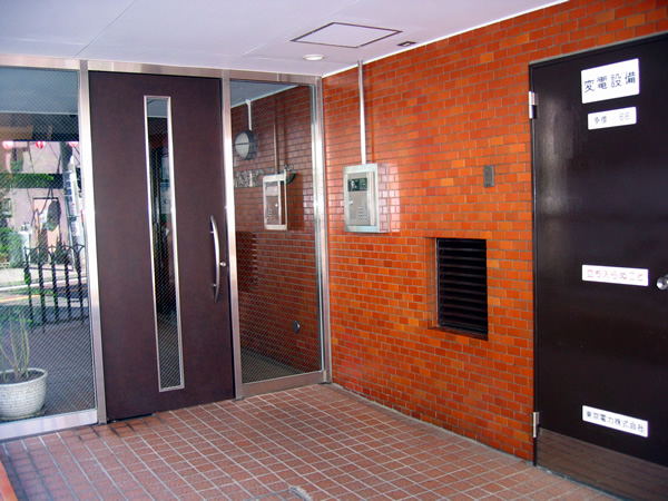 トーア向ヶ丘遊園マンションの外観