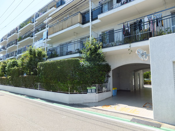 辻堂パークホームズの外観