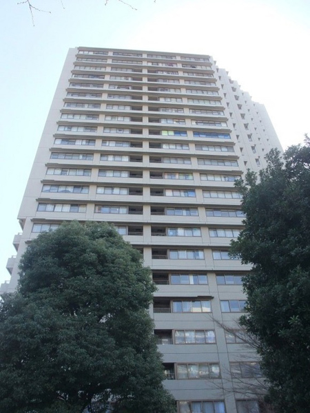 小石川パークタワーの外観