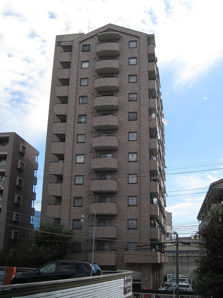 エクレール溝の口の外観