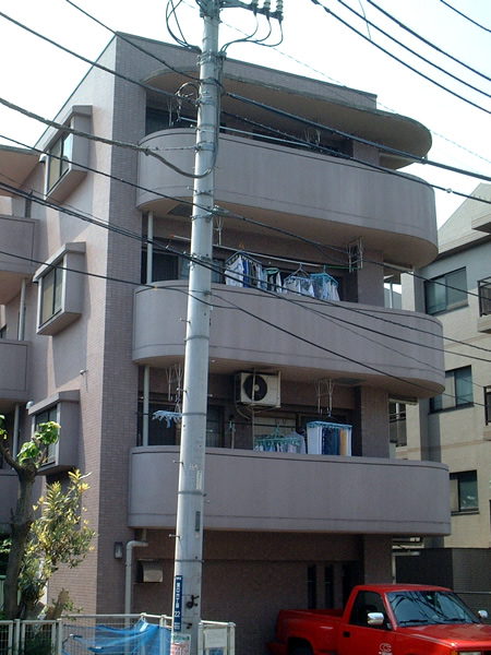 ヴァンハウス溝の口の外観