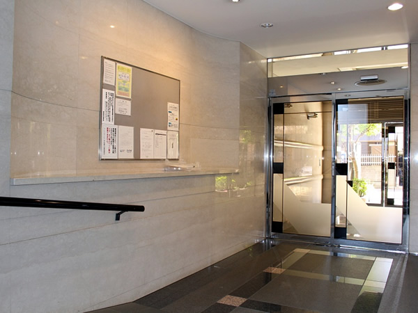 クレッセント二子多摩川の外観