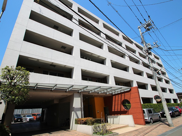 アールブラン二子多摩川の外観