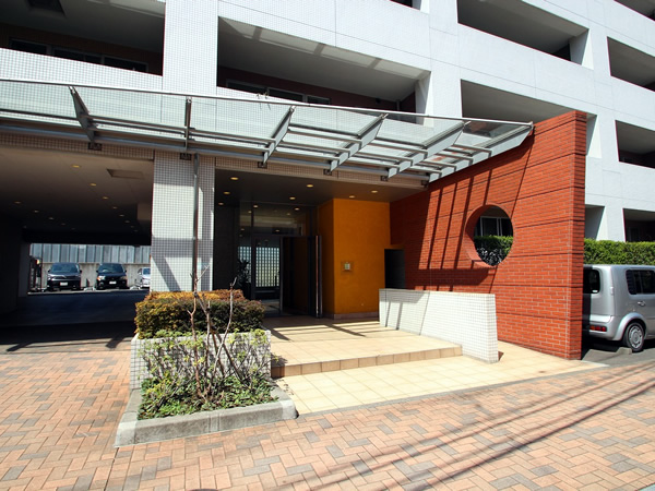 アールブラン二子多摩川の外観