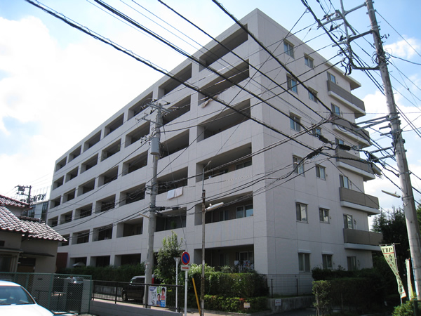 アールブラン二子多摩川の外観