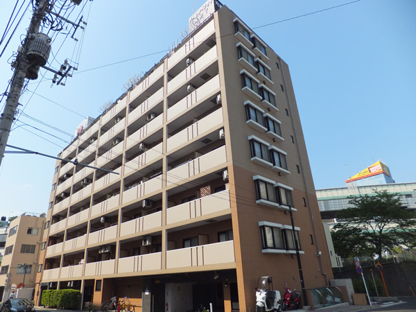 アールケープラザ横浜5の外観