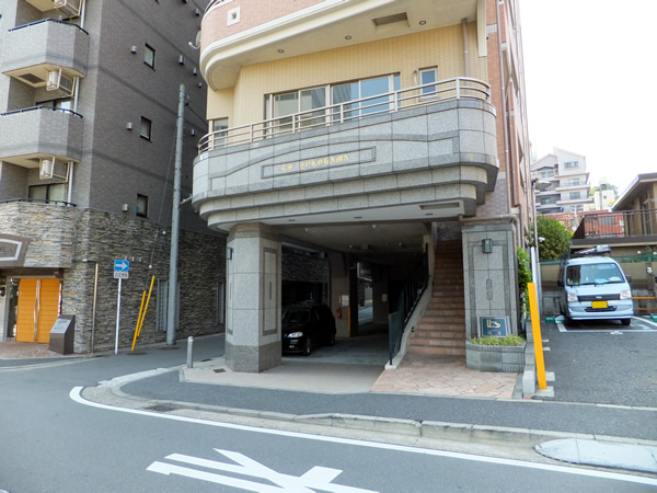 エルズ横浜の外観