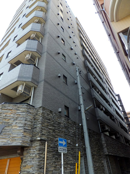 ガラシティ横浜西口の外観