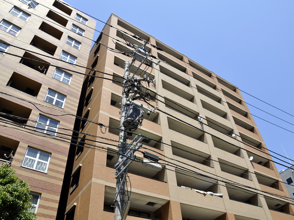 クレストフォルム横浜グランウエストの外観