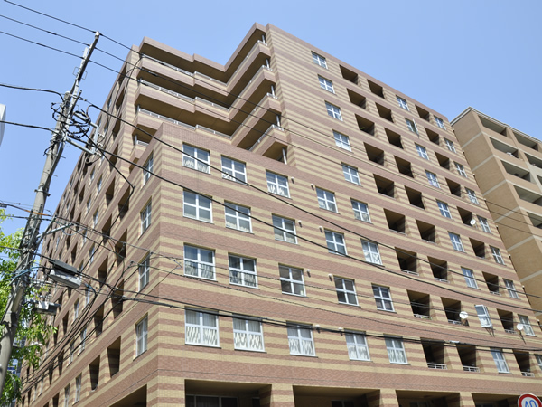 アーリア20の外観