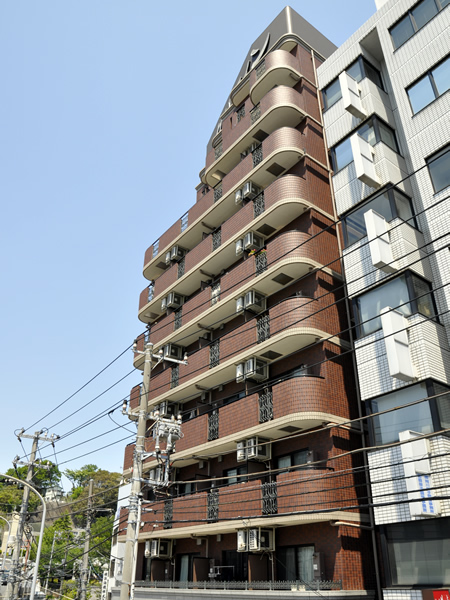 グリフィン横浜西口1番館の外観