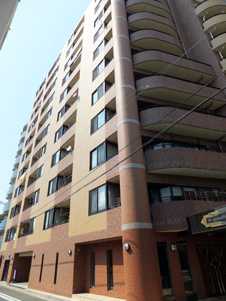 ダイアパレスグランデージ横濱の外観