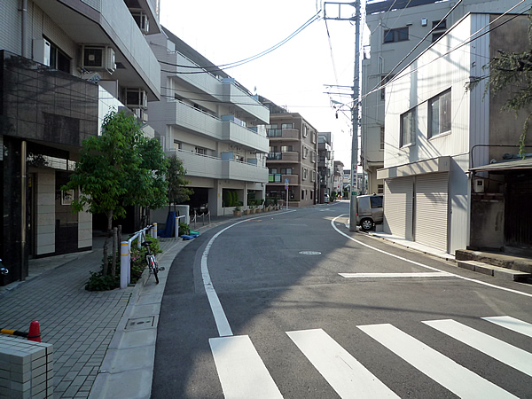 アクサス新板橋の外観