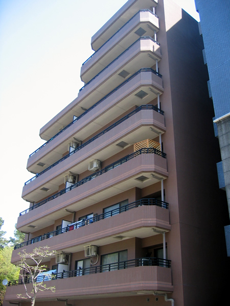 センター南パークハイツの外観