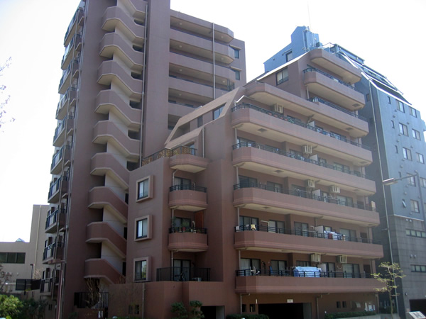 センター南パークハイツの外観