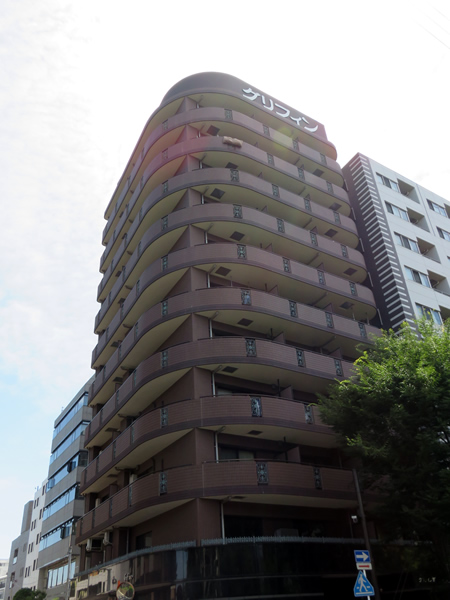 グリフィン新横浜5番館の外観