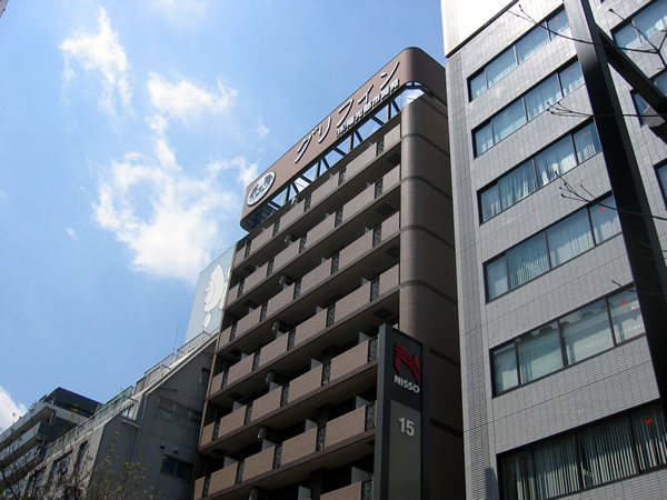 グリフィン新横浜2番館の外観