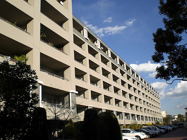 ガーデンズ綱島スカイウイングの外観