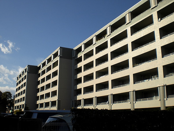 ガーデンズ綱島スカイウイングの外観