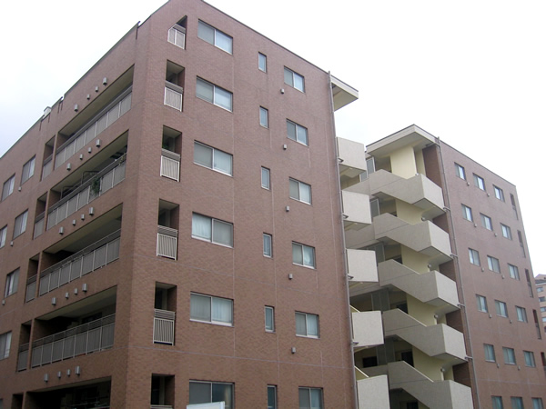 ミオカステーロ港北中川4の外観