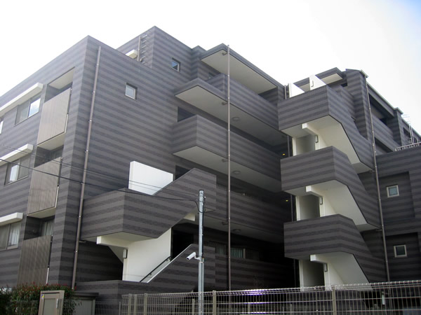 プラネ港北中川の外観