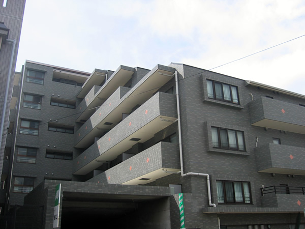 オーベル港北中川の外観