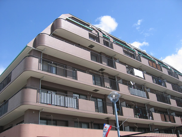 エスペランサ中川の外観