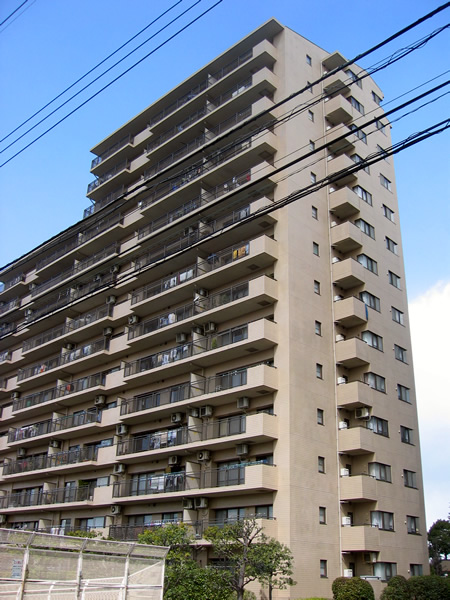 ウエストエミナンスの外観