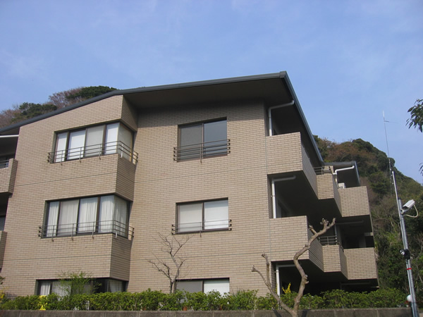 ユーロハイツ鎌倉長谷の外観